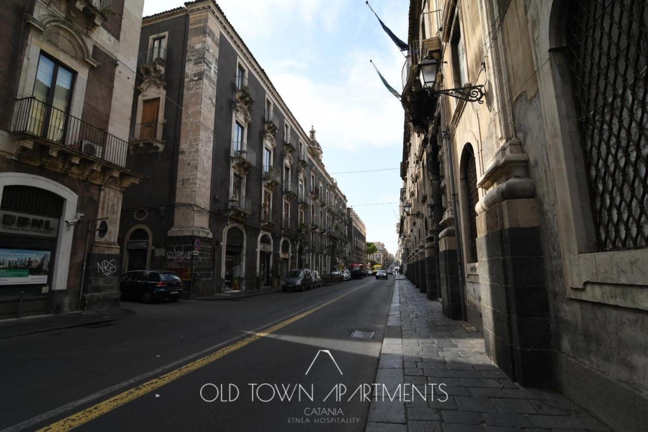 Old Town Apartments Катанія Екстер'єр фото