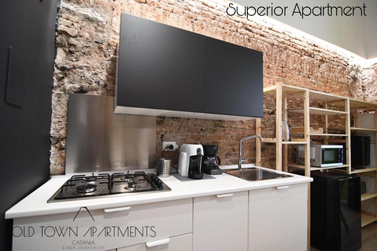 Old Town Apartments Катанія Екстер'єр фото
