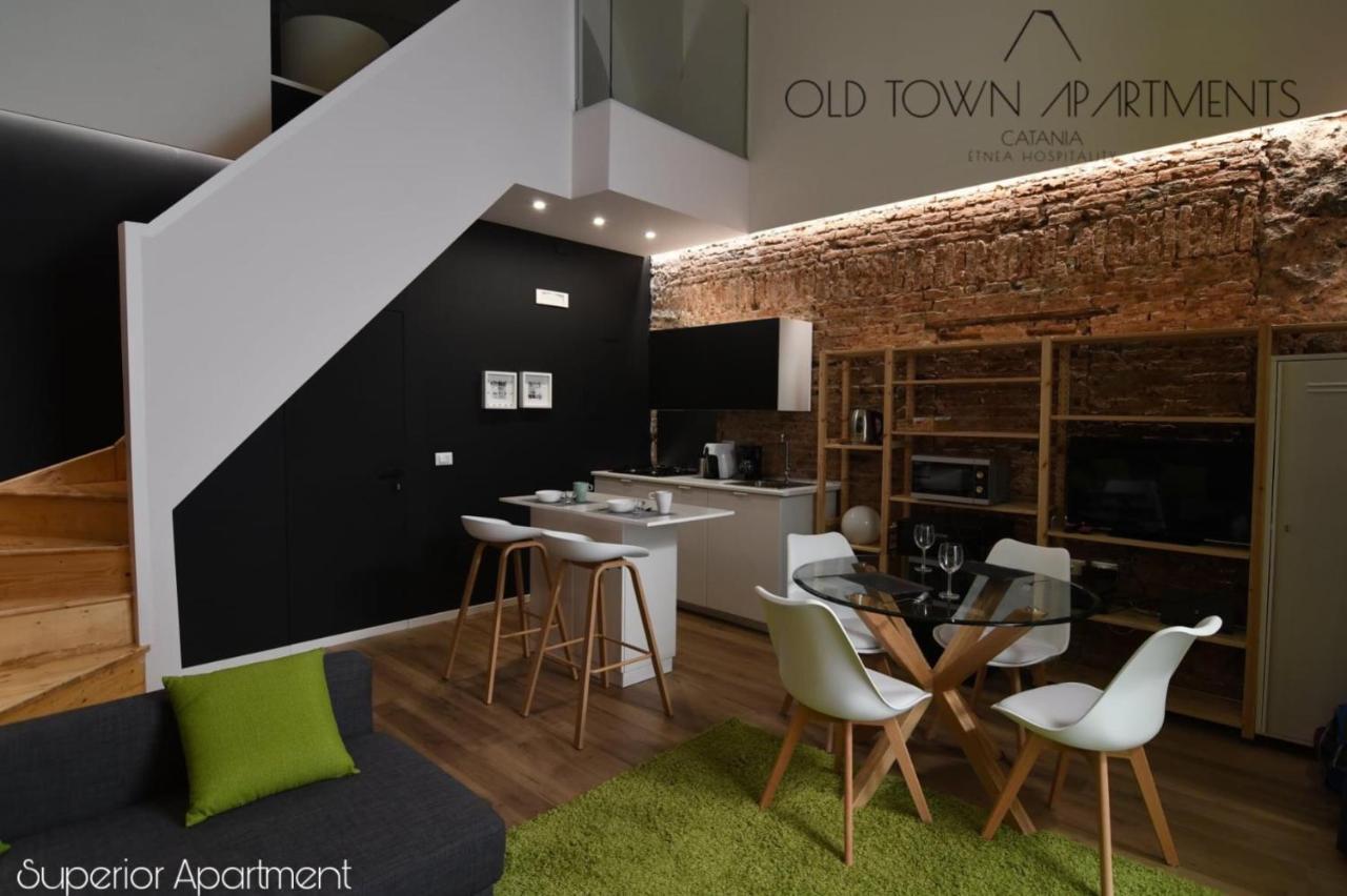Old Town Apartments Катанія Екстер'єр фото
