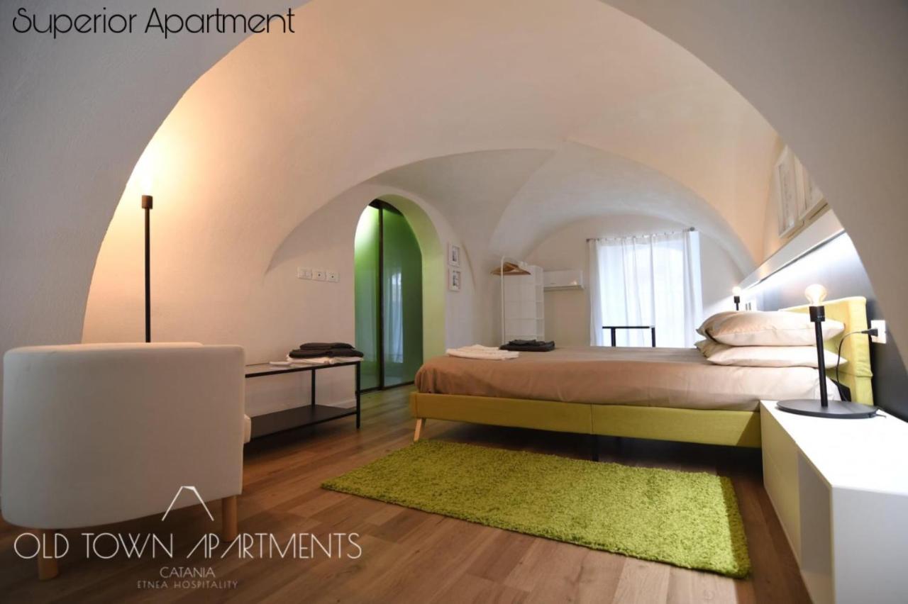Old Town Apartments Катанія Екстер'єр фото