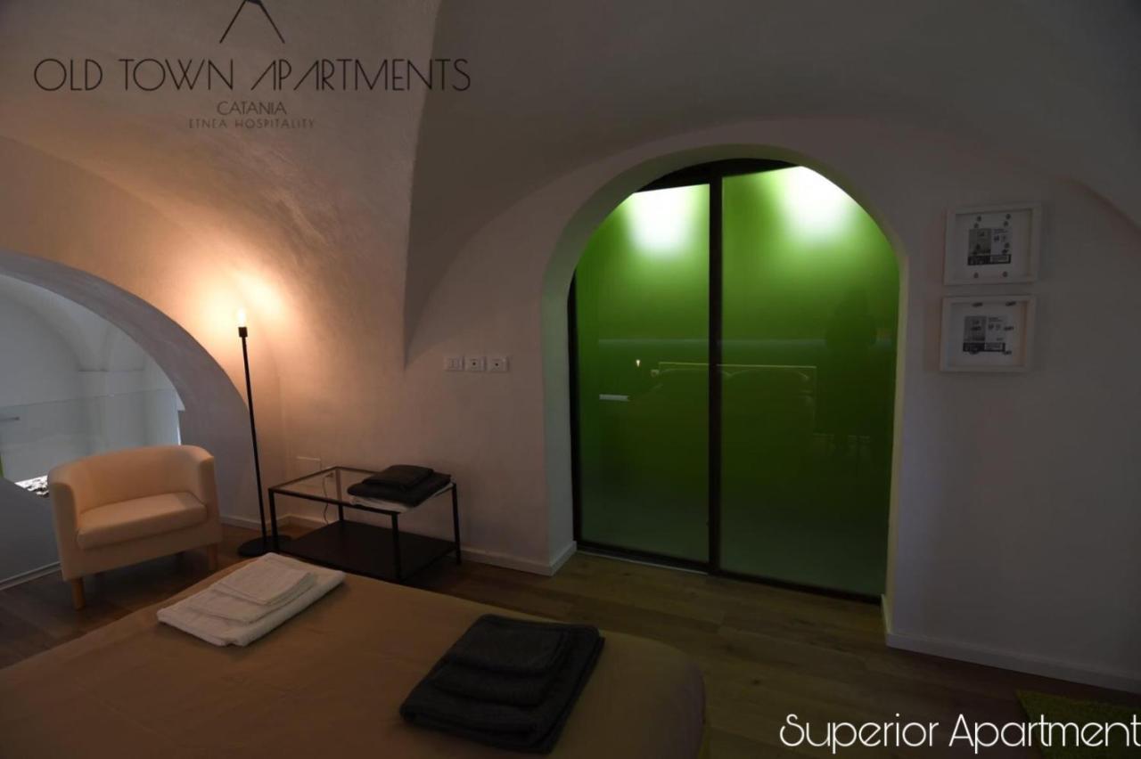 Old Town Apartments Катанія Екстер'єр фото