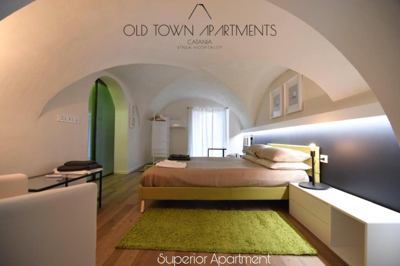 Old Town Apartments Катанія Екстер'єр фото